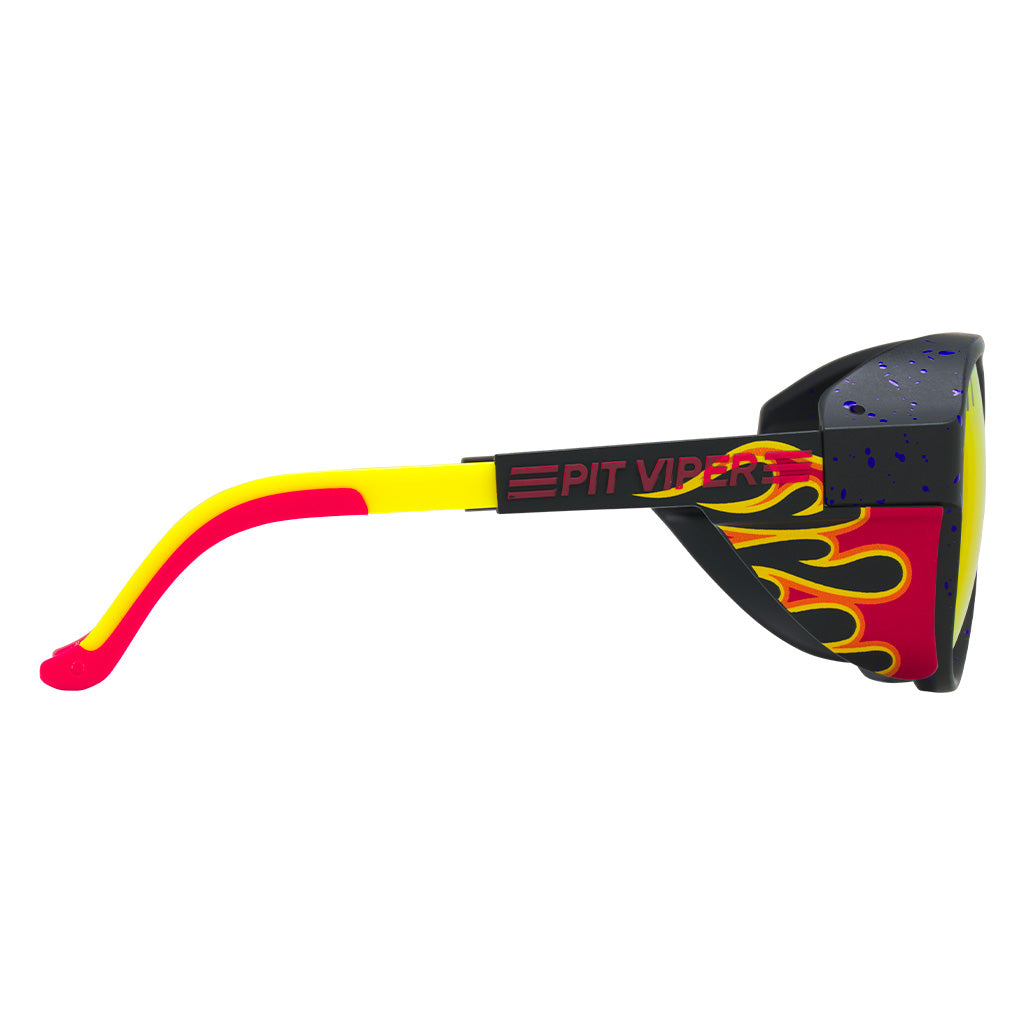 Exciter_combustion_product_4_right_60663169-d71e-4b03-9f87-983cf02bc4d6.jpg