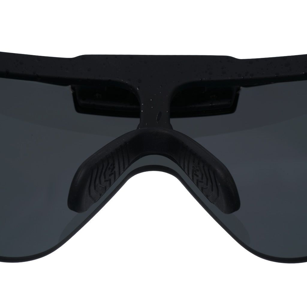 Flipoffs_blacking_out_product_6_detail.jpg