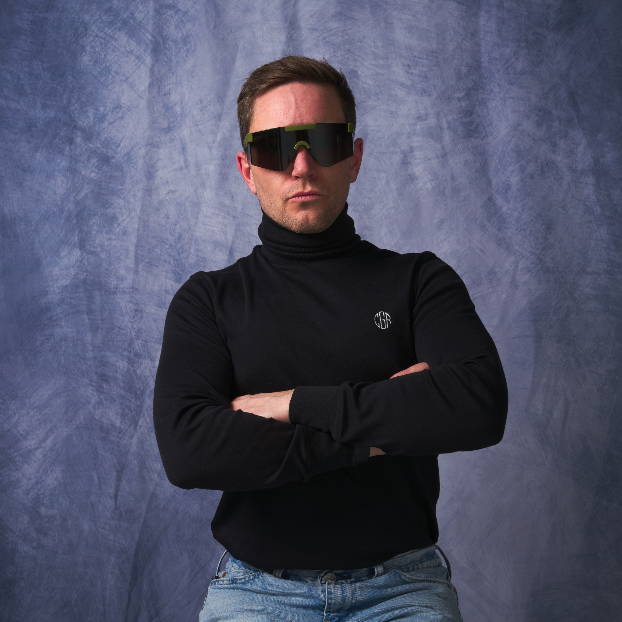 njp-original-2.0-regular-ball-istic-smoke-lifestyle.png