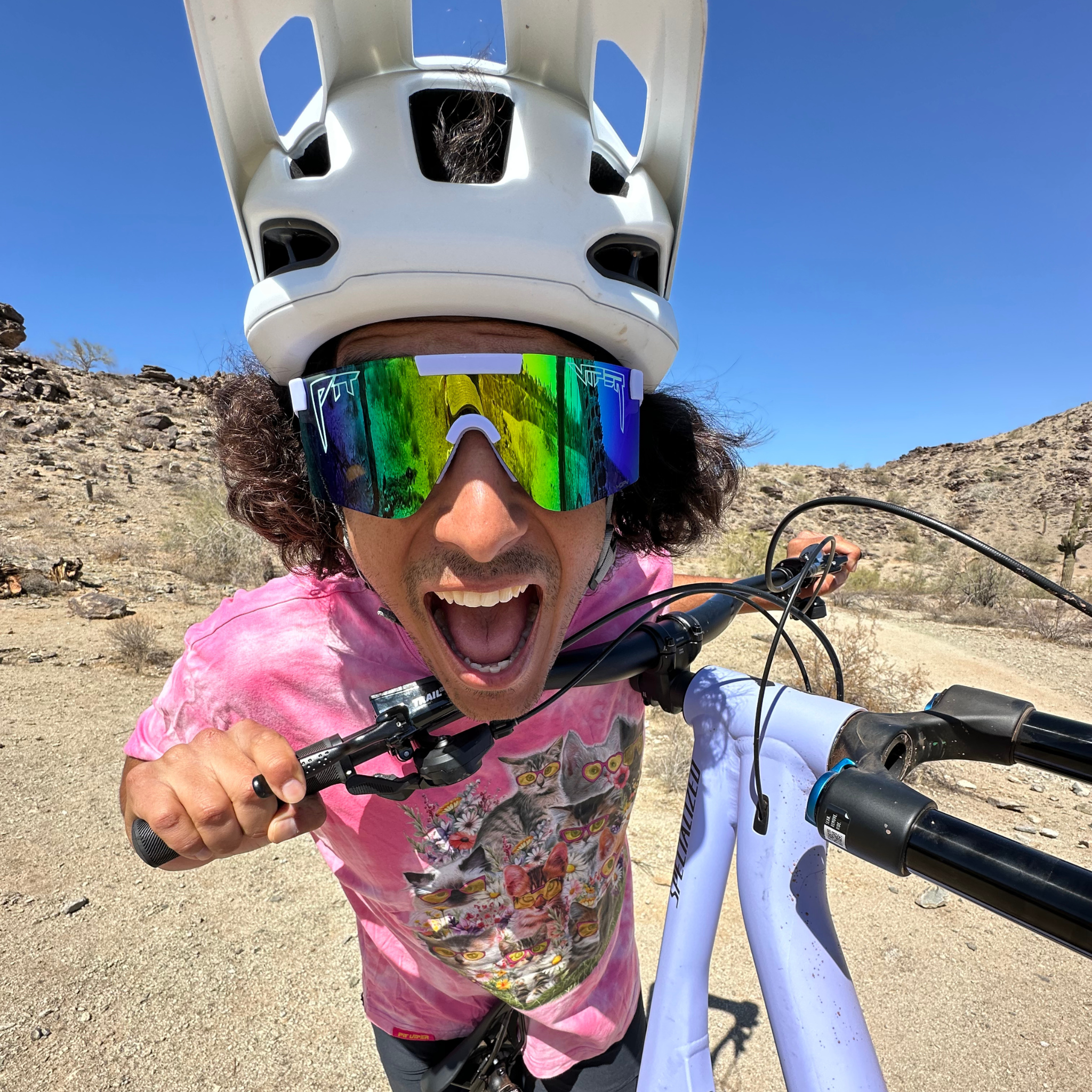 the_moontower_original_wide_hdpv_polarized_mo_bike_lifestyle.png